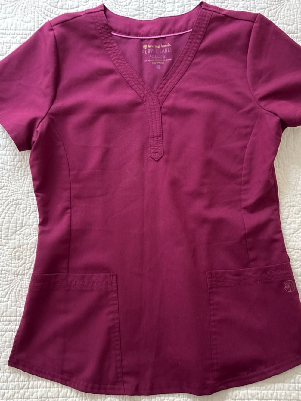 healing hands Women's V-Neck Scrub Top in Berry
